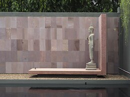 The Bale Phnom Penh by LifestyleRetreats