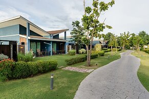 Coral Tree Villa Huahin