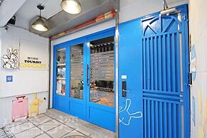 Tourist Bunny - Hostel