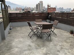 Tourist Bunny - Hostel