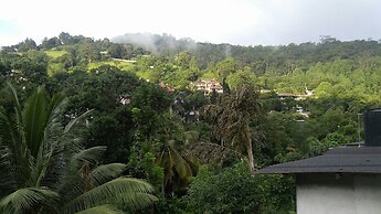 Cloud Inn Kandy