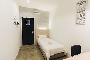 iO Hotel