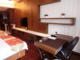 Estay Apartment Poly Central Pivot GZ