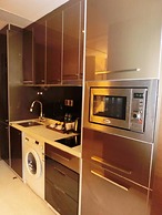 Estay Apartment Poly Central Pivot GZ