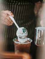 Shade House - Phuket Downtown