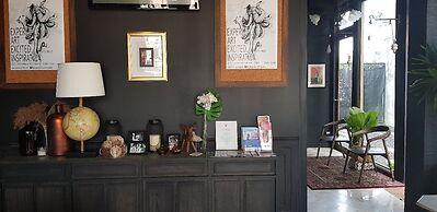 Shade House - Phuket Downtown