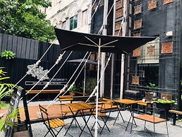 Shade House - Phuket Downtown