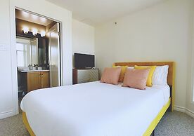 Sunset Oasis Kelowna