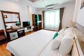 Maris Boutique Hotel