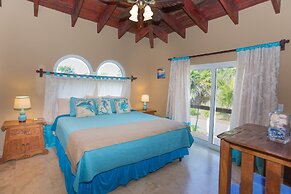 Stunning Coral View Home with Oceanfront Pool by RedAwning