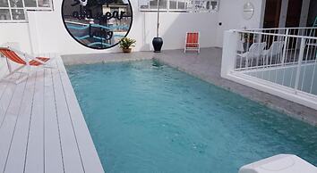 Borbaboom Poshtel - Hostel