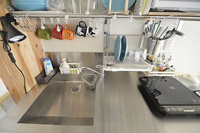 R Guest House - Hostel