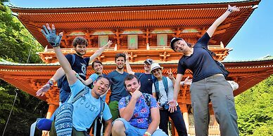 R Guest House - Hostel