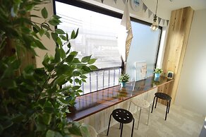 R Guest House - Hostel