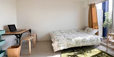 R Guest House - Hostel