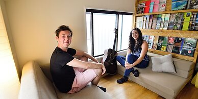 R Guest House - Hostel