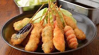 R Guest House - Hostel