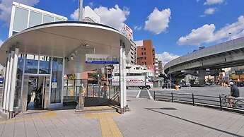 R Guest House - Hostel