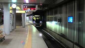 R Guest House - Hostel