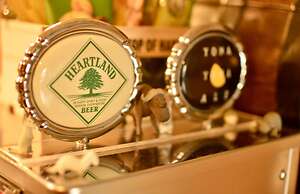 R Guest House - Hostel