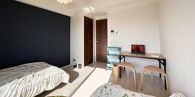 R Guest House - Hostel