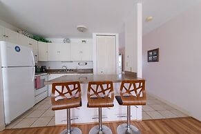 Turtle Bay Protea **ta-189367910401 1 Bedroom Condo by RedAwning
