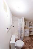 Turtle Bay Deep Blue**nuc 90-tvu-0523 1 Bedroom Condo by RedAwning