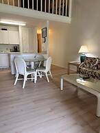 Turtle Bay Deep Blue**nuc 90-tvu-0523 1 Bedroom Condo by RedAwning