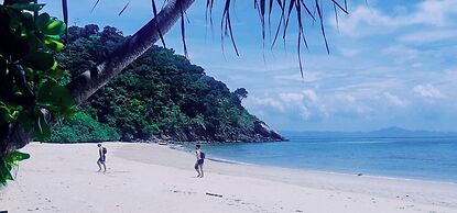 Lanta Hostel - Adults Only