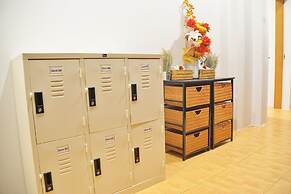 Lanta Hostel - Adults Only