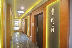 Lanta Hostel - Adults Only