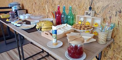 Lanta Hostel - Adults Only