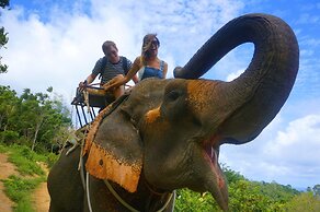 Lanta Hostel - Adults Only