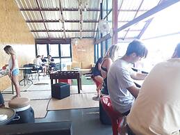 Lanta Hostel - Adults Only