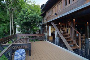 Chantra Khiri Chalet Chiang Mai