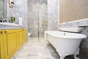 Chantra Khiri Chalet Chiang Mai