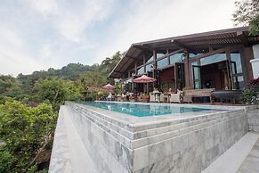 Chantra Khiri Chalet Chiang Mai