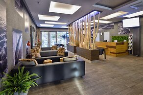 Hotel Pecr Well