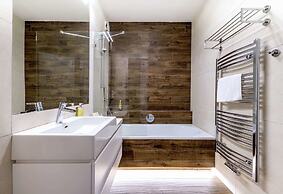 Hotel Pecr Well
