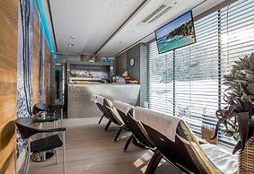 Hotel Pecr Well