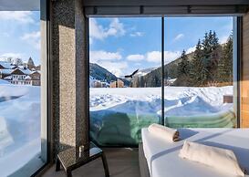 Hotel Pecr Well