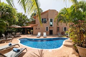 PlayaCar Golf Home by Playa Paradise