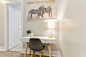 QuickStay - Breathtaking 3-Bedroom in the Heart of Downtown