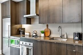 QuickStay - Breathtaking 3-Bedroom in the Heart of Downtown