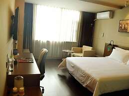 Microtel by Wyndham Kunming City Center