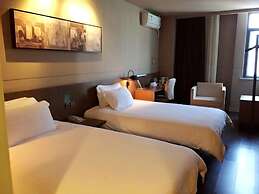 Jinjiang Inn Select Shanghai Chuansha Subway Station