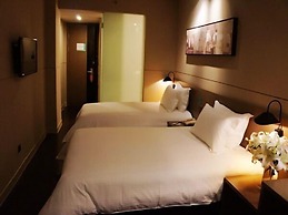 Jinjiang Inn Select Shanghai Chuansha Subway Station