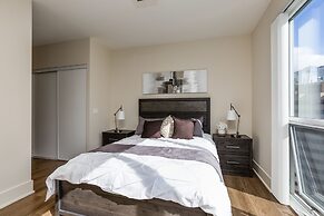 QuickStay - Gorgeous 2-Bedroom in the Heart of Downtown