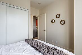 QuickStay - Gorgeous 2-Bedroom in the Heart of Downtown