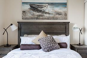 QuickStay - Gorgeous 2-Bedroom in the Heart of Downtown